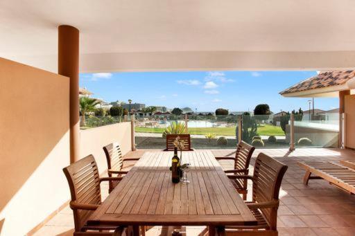 Royal Marine Golf V By Paramount Holidays Σαν Μιγκέλ ντε Αμπόνα Εξωτερικό φωτογραφία