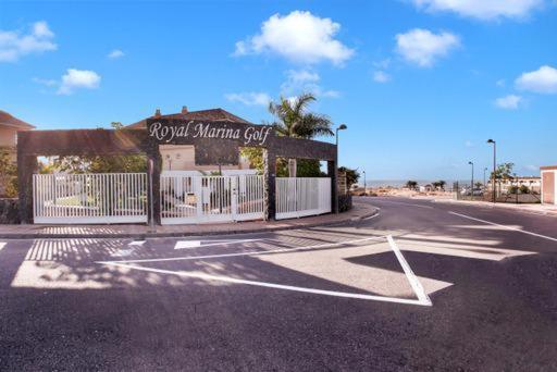 Royal Marine Golf V By Paramount Holidays Σαν Μιγκέλ ντε Αμπόνα Εξωτερικό φωτογραφία